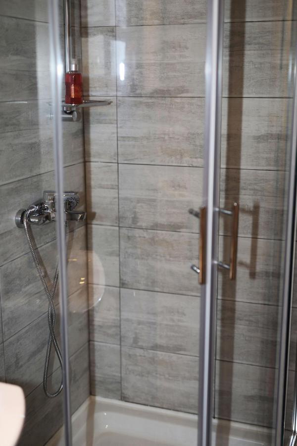 Apartment Blaoss Karlovac Ngoại thất bức ảnh